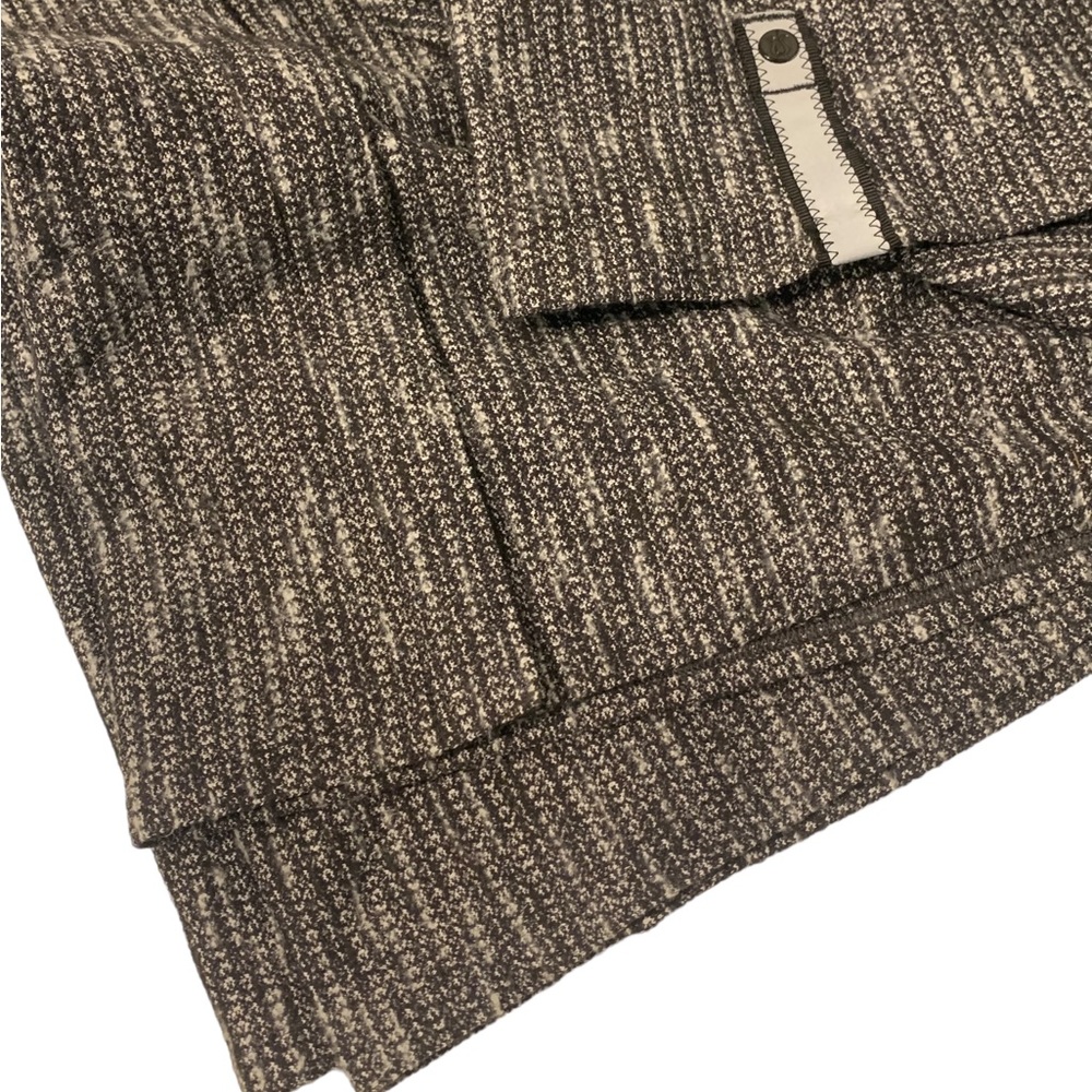 Lululemon Vinyasa Scarf - Picture 4 of 10
